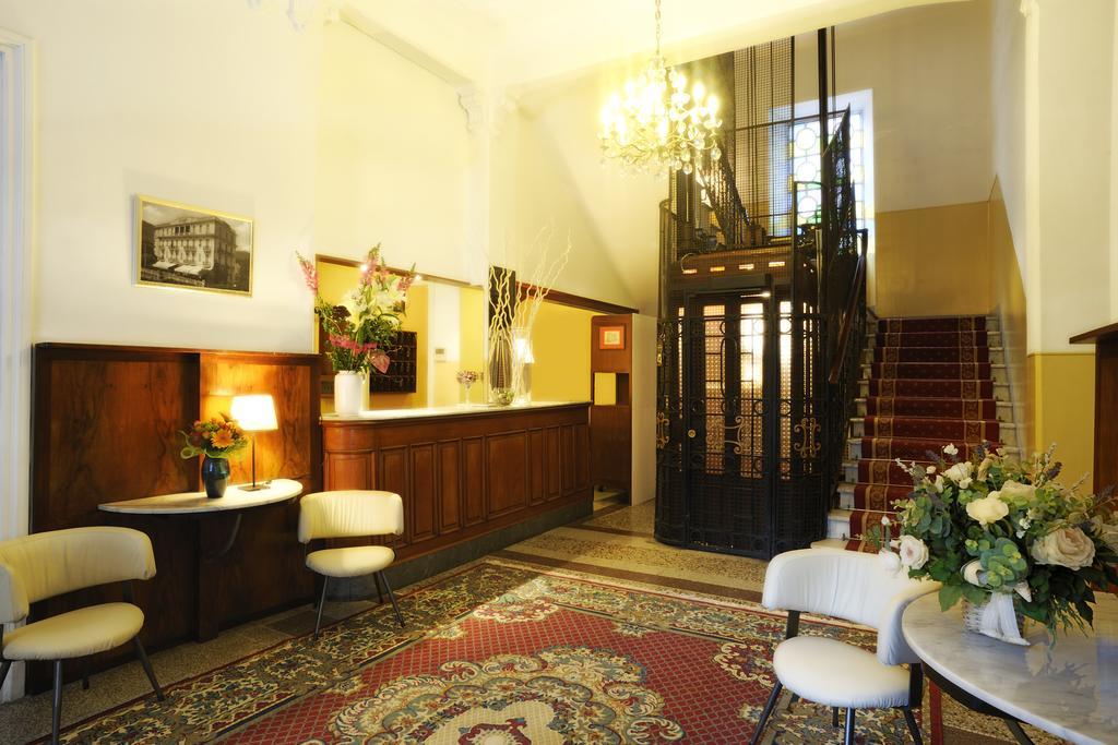 Hotel Alfieri Алассио Экстерьер фото